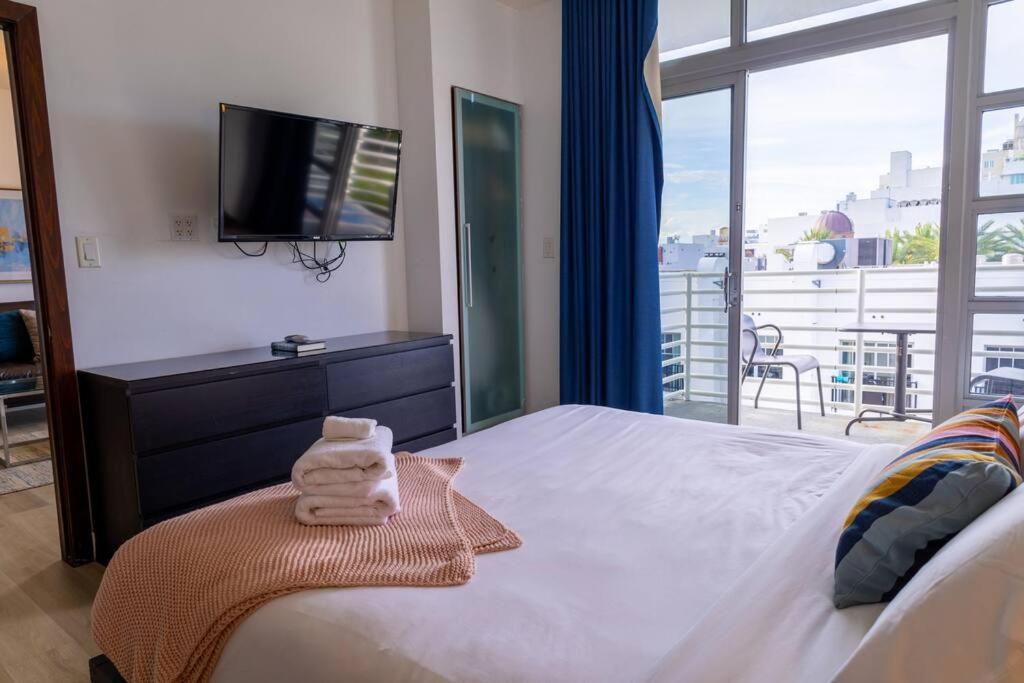 Appartement 1 Bedroom With King Bed And Roof-top Pool And Bar C503 Miami Beach